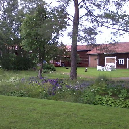 Draenggardens Stuga Pa Genuin Raettviksgard Boda  Exterior foto